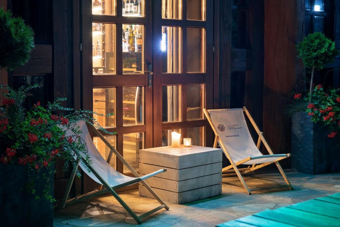 Hotel Szymbark Exterior foto